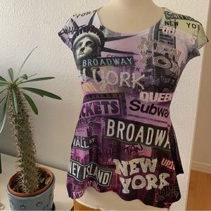 Sweet Gisele NWT purple New York top with sequins